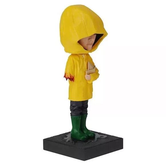 Spirit Exclusive Royal Bobbles It - Georgie Missing Arm Bobblehead Statue - Picture 5 of 6